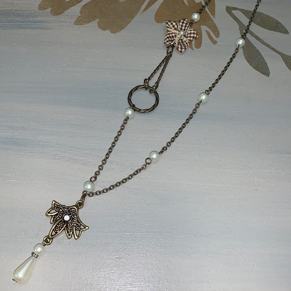 💕Vintage handcrafted necklace